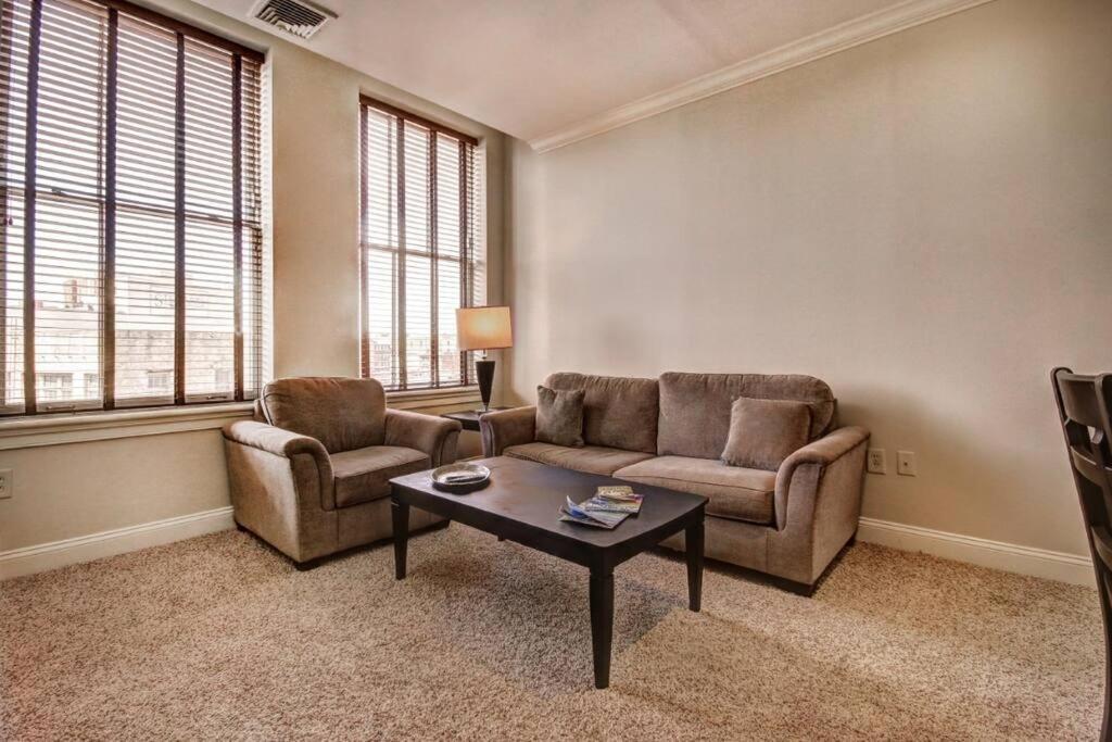 Harbor Apartments Free Indoor Parking 볼티모어 외부 사진